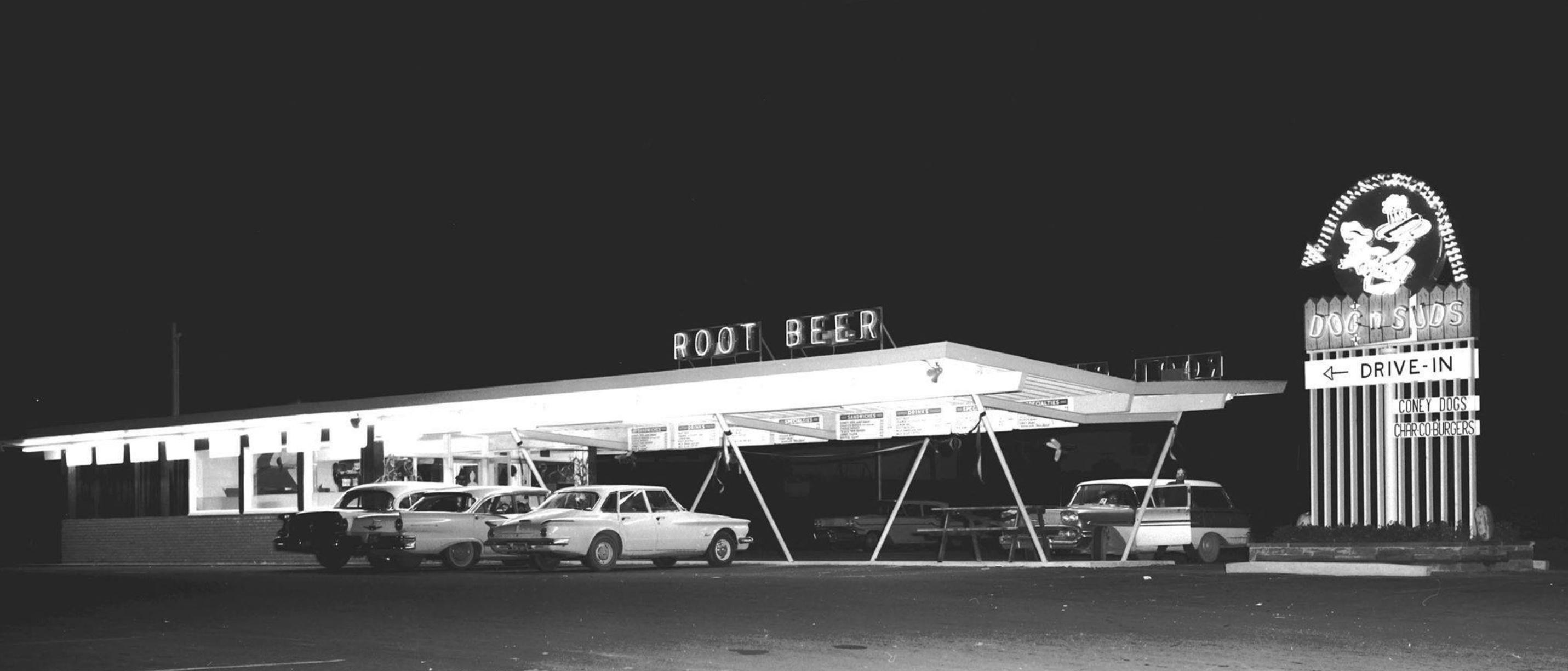17 1970s Pics Remembering Dog N Suds Drive-Ins