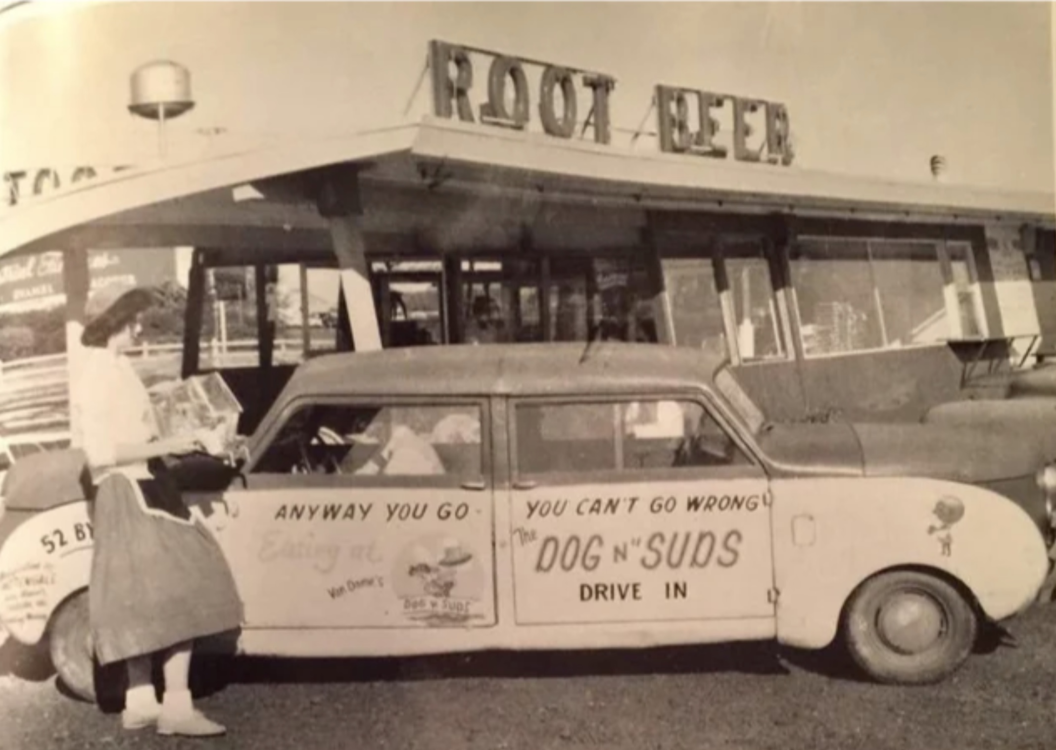 17 1970s Pics Remembering Dog N Suds Drive-Ins