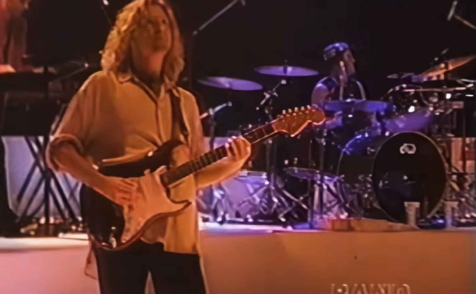 Guitarist Jim Cregan