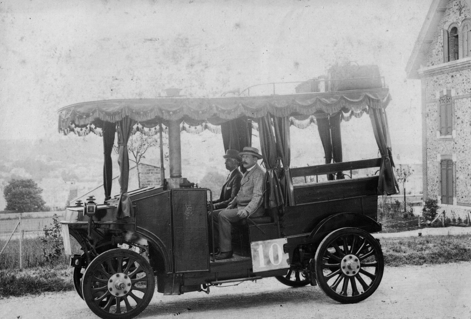 An Early Motoring Competition 