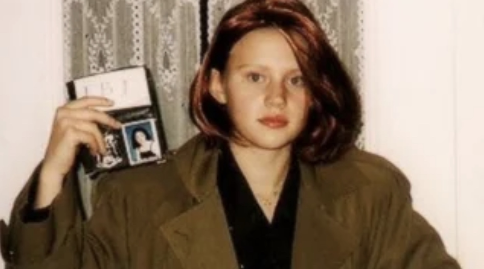 20 Nostalgic Photos Of Gen X In Its 1990’s Element