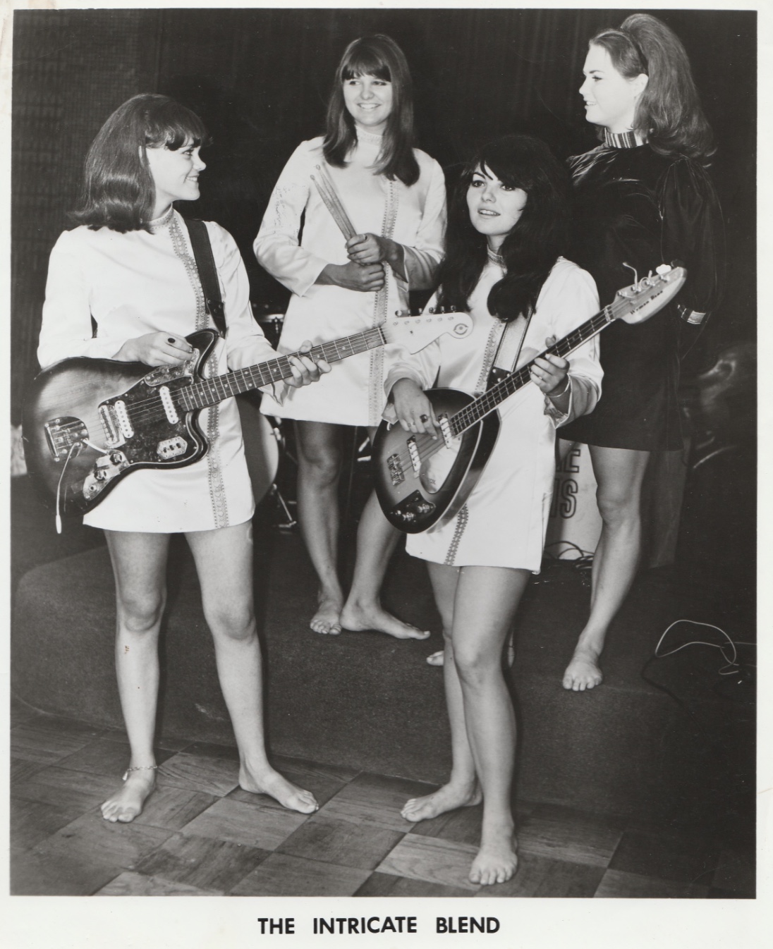 21 Photos Of 60s & 70s Garage Bands Rocking Out