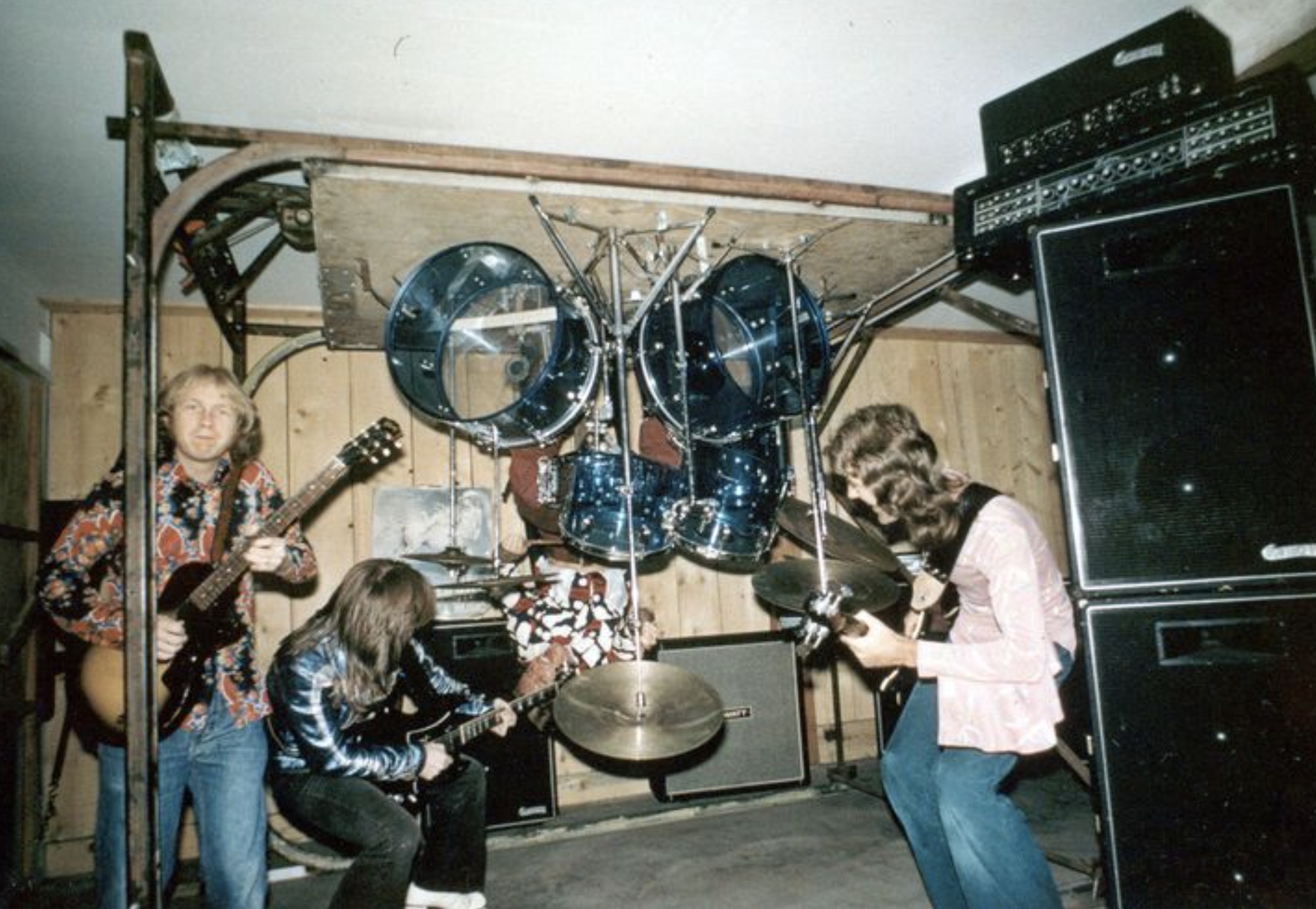 21 Photos Of 60s & 70s Garage Bands Rocking Out