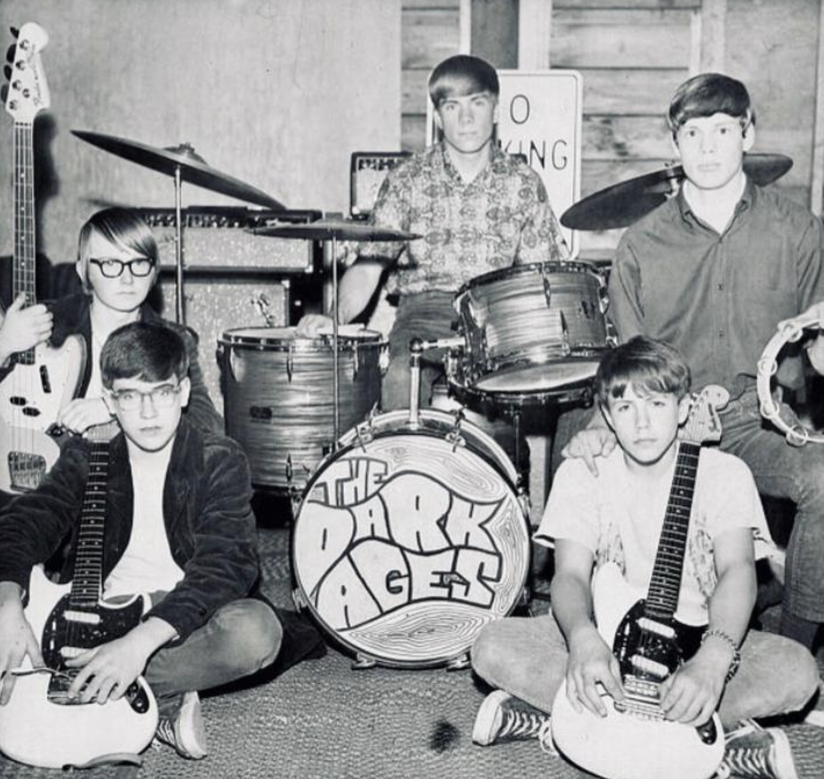 21 Photos Of 60s & 70s Garage Bands Rocking Out