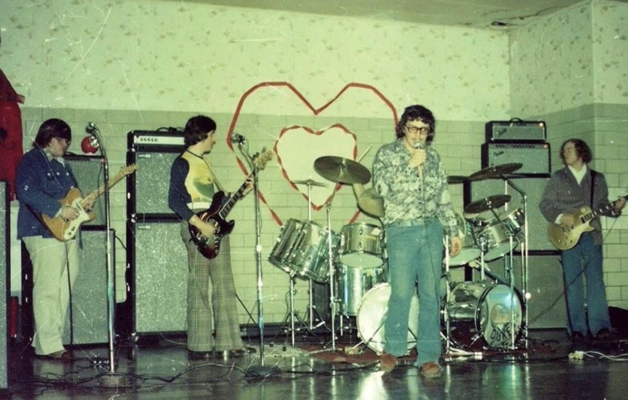 21 Photos Of 60s & 70s Garage Bands Rocking Out