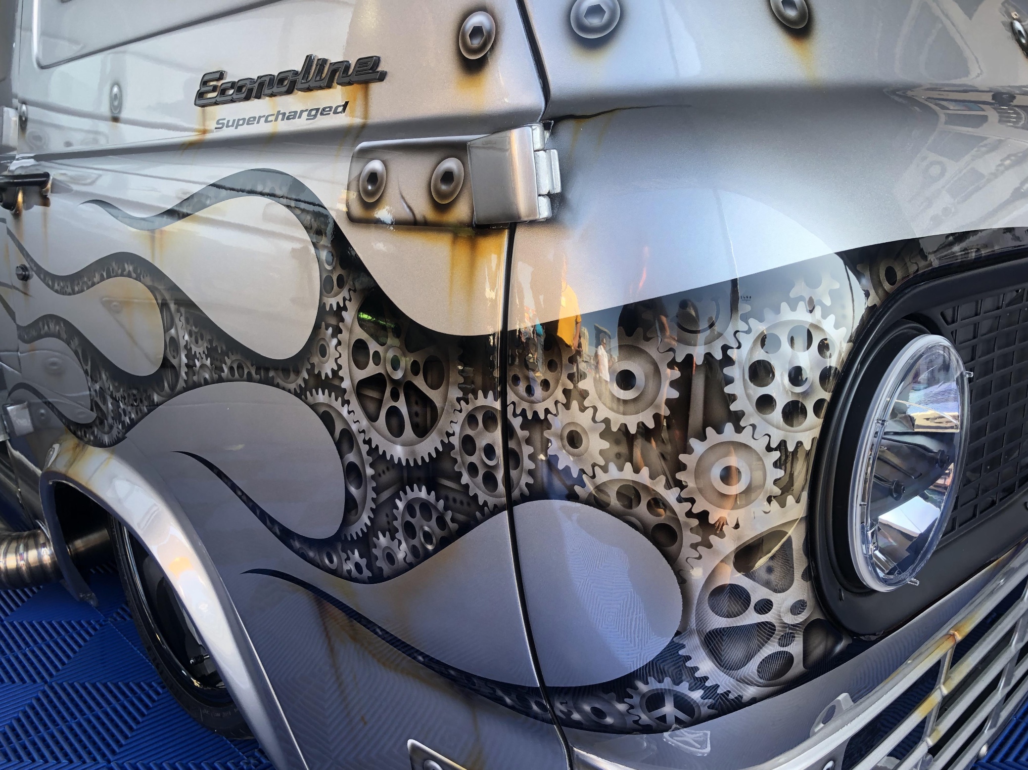 22 Photos Of Crazy 1970s Muscle Car Paint Jobs