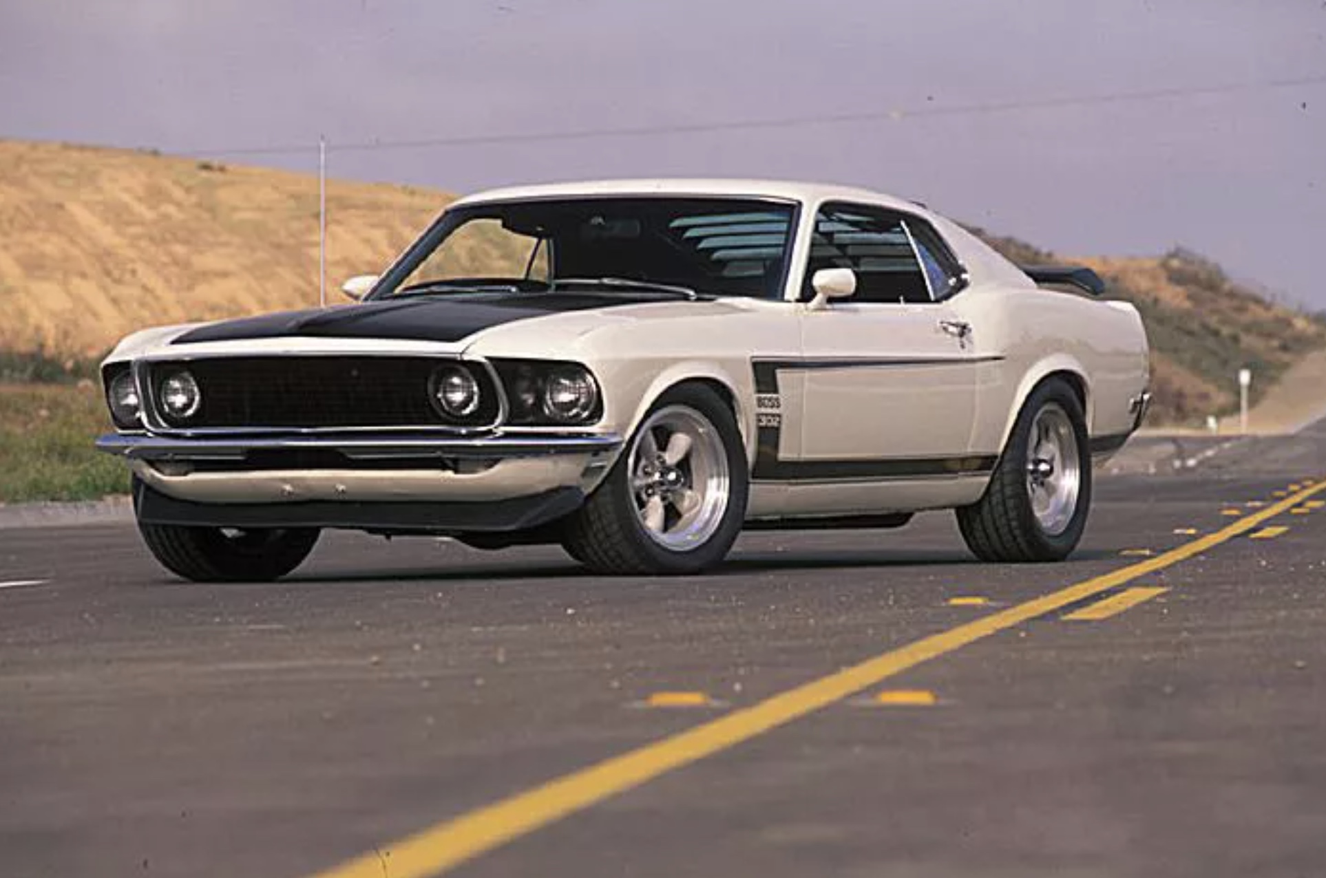21 Photos Remembering The Peak Era Of Muscle Cars