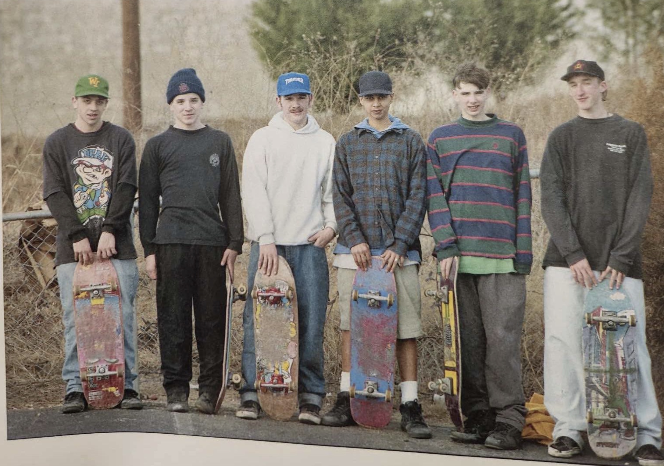 22 Photos Of Gen X Holding Down The 1990s