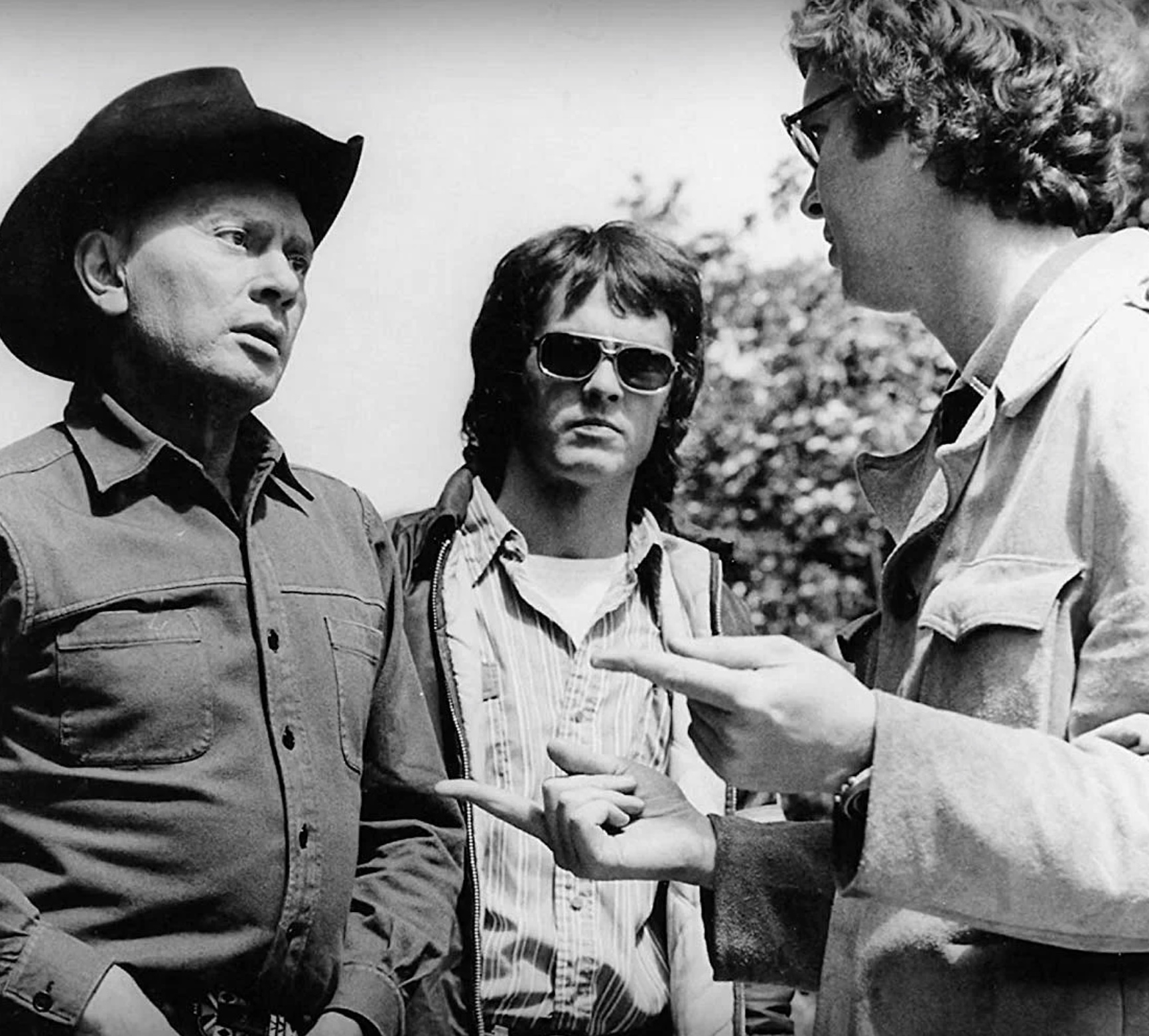 21 Photos Remembering The Works Of Michael Crichton