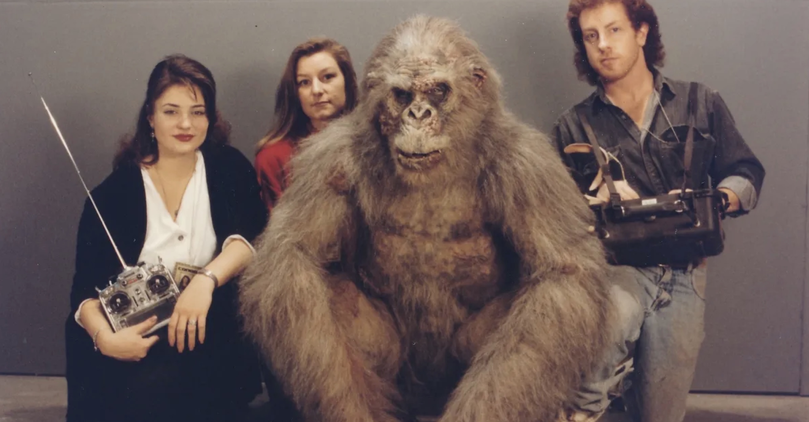 21 Photos Remembering The Works Of Michael Crichton