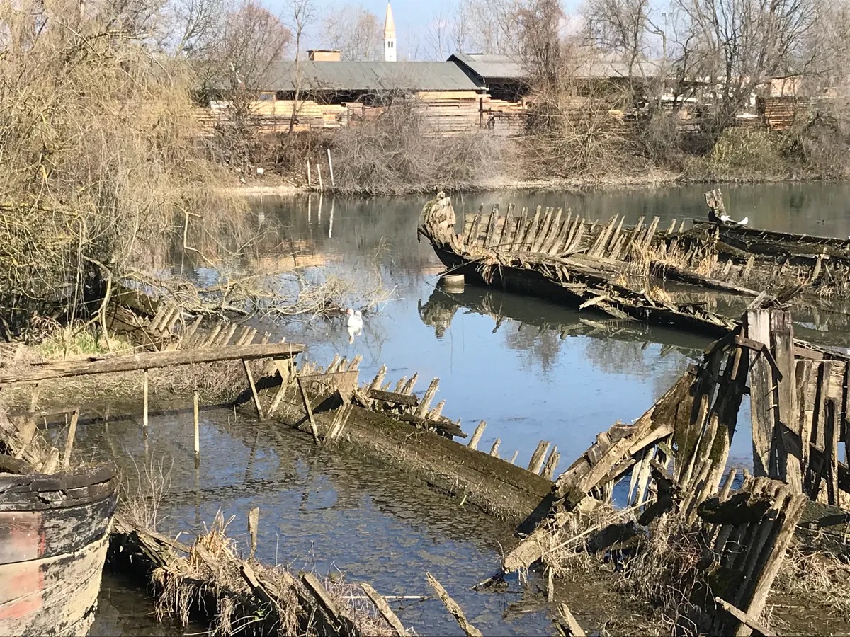 Cemetery of the Burci - Italy