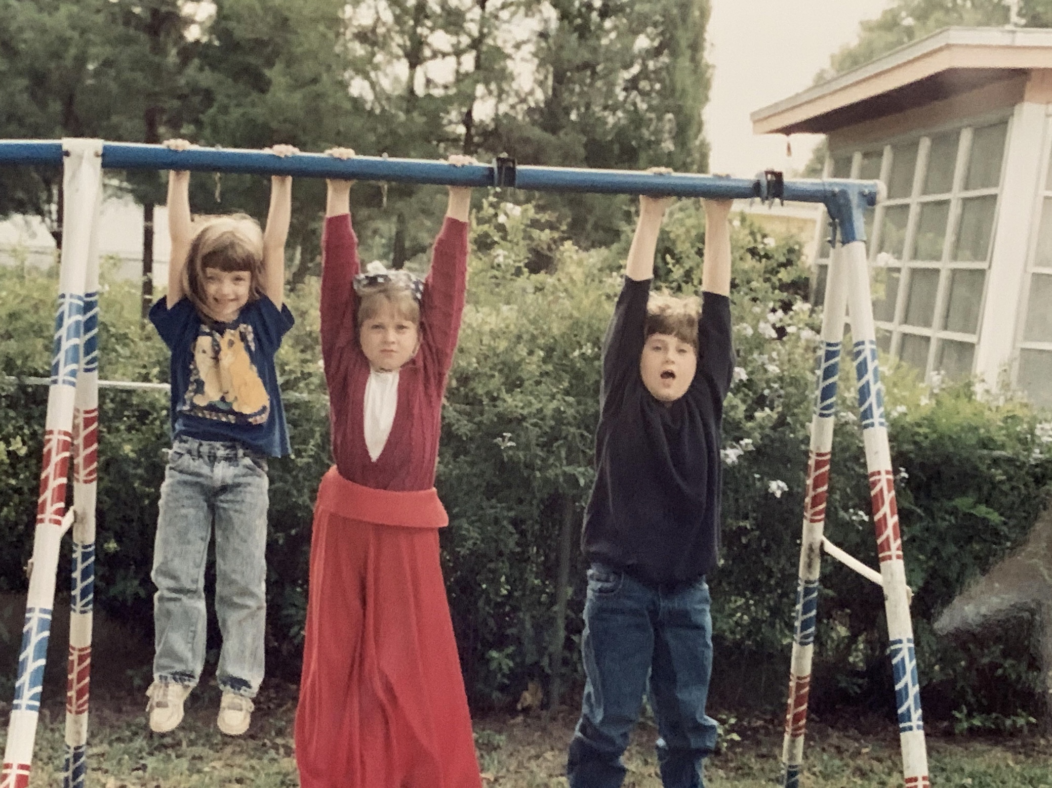 21 1990s Photos Recalling The Gen X Sound & Fury
