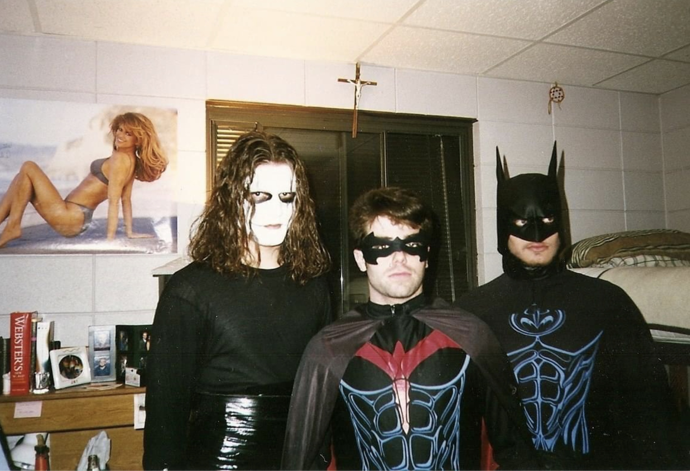 21 1990s Photos Recalling The Gen X Sound & Fury