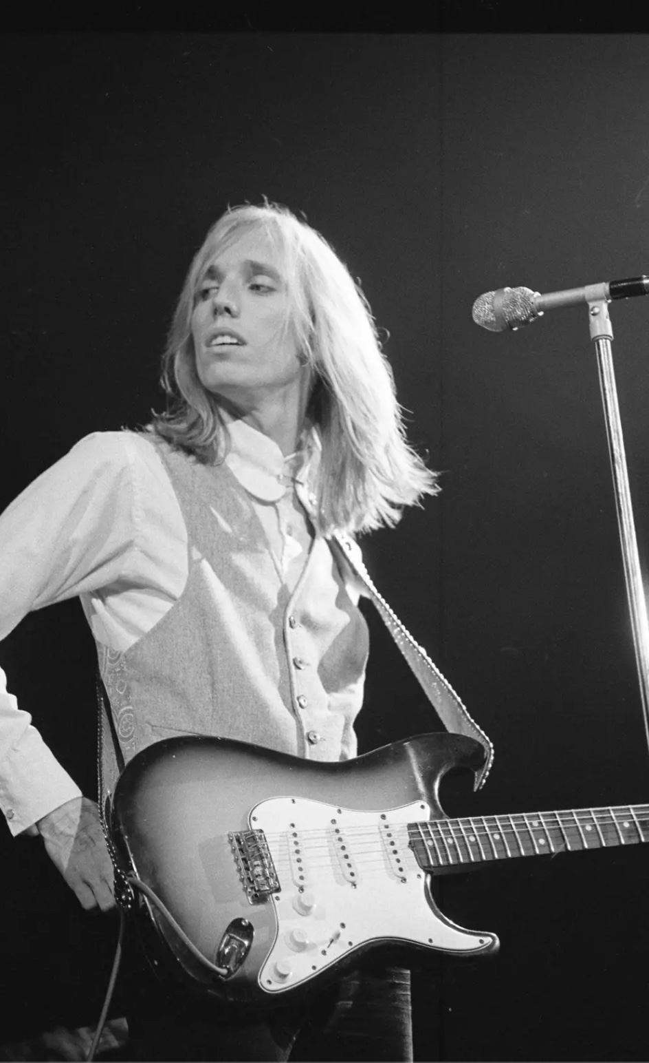 22 Tom Petty & The Heartbreakers Pics At The Beginning