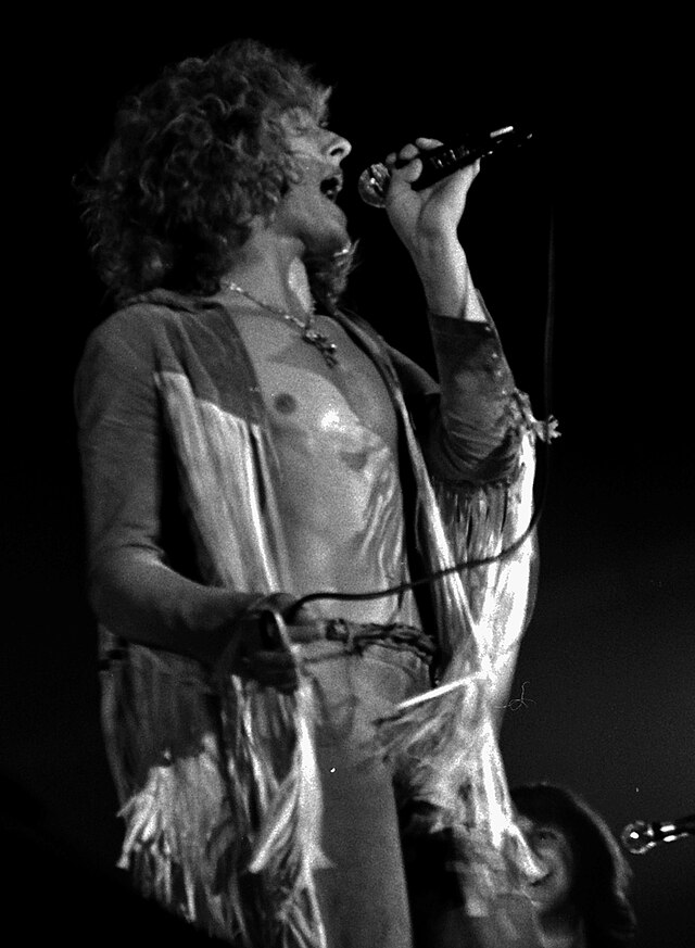 16 Smashing Pics Of The Who At The Beginning