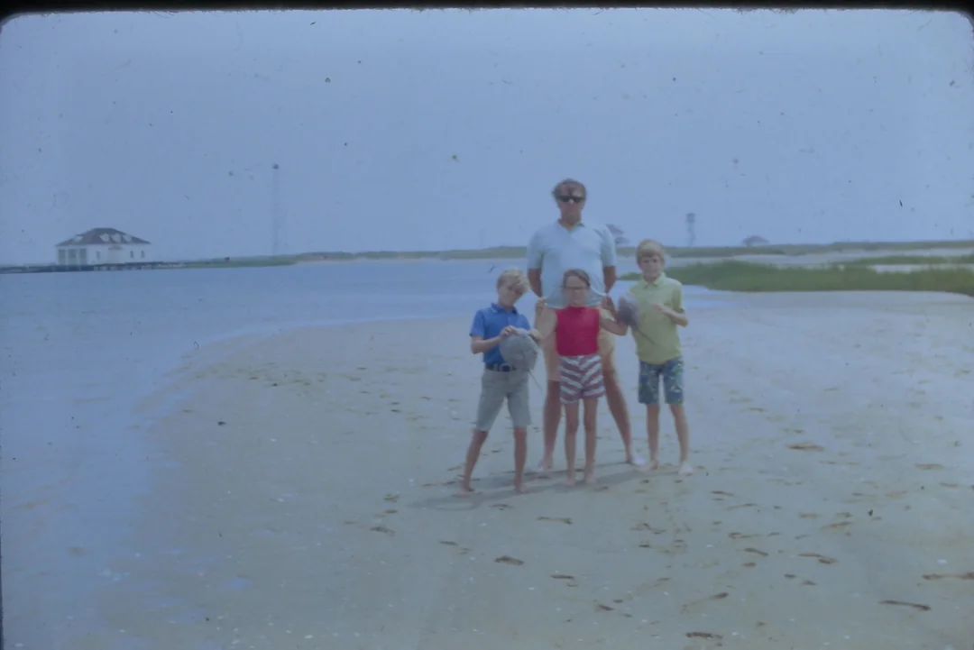 16 Photos Where You Feel The Sunshine Of The 1970s