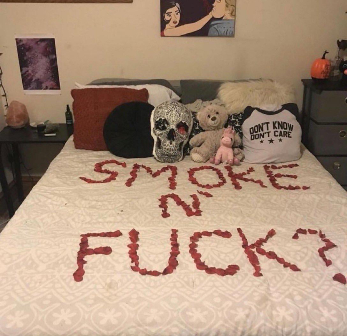 20 Unhinged Dirty-Talk Memes You Can't Unsee