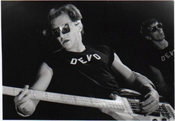 Gerald Casale performing in 1978.