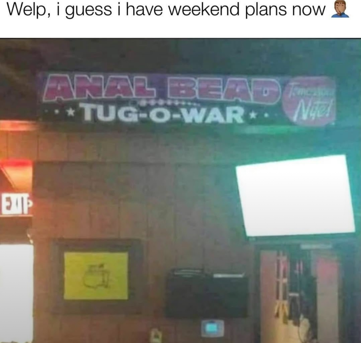 20 Late-Night Tweets That'll Make You Both Horny and Hysterical