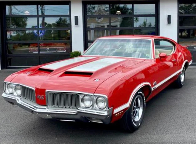 Oldsmobile 442 W-30