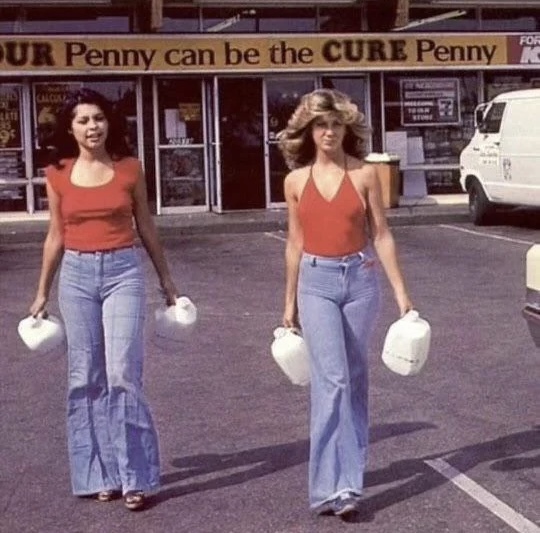 15 Pics Of Baby Boomers Booming Through The 70s