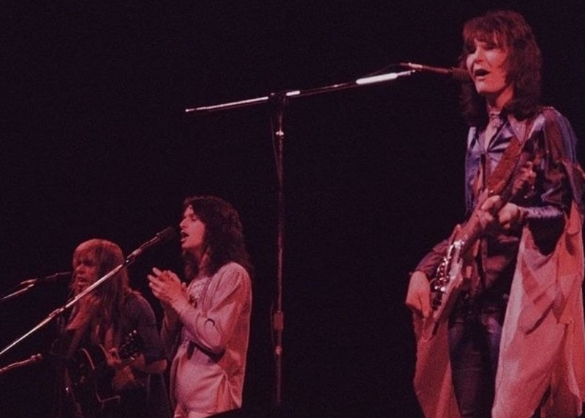 15 Affirmative Photos Of Yes In The 1970s