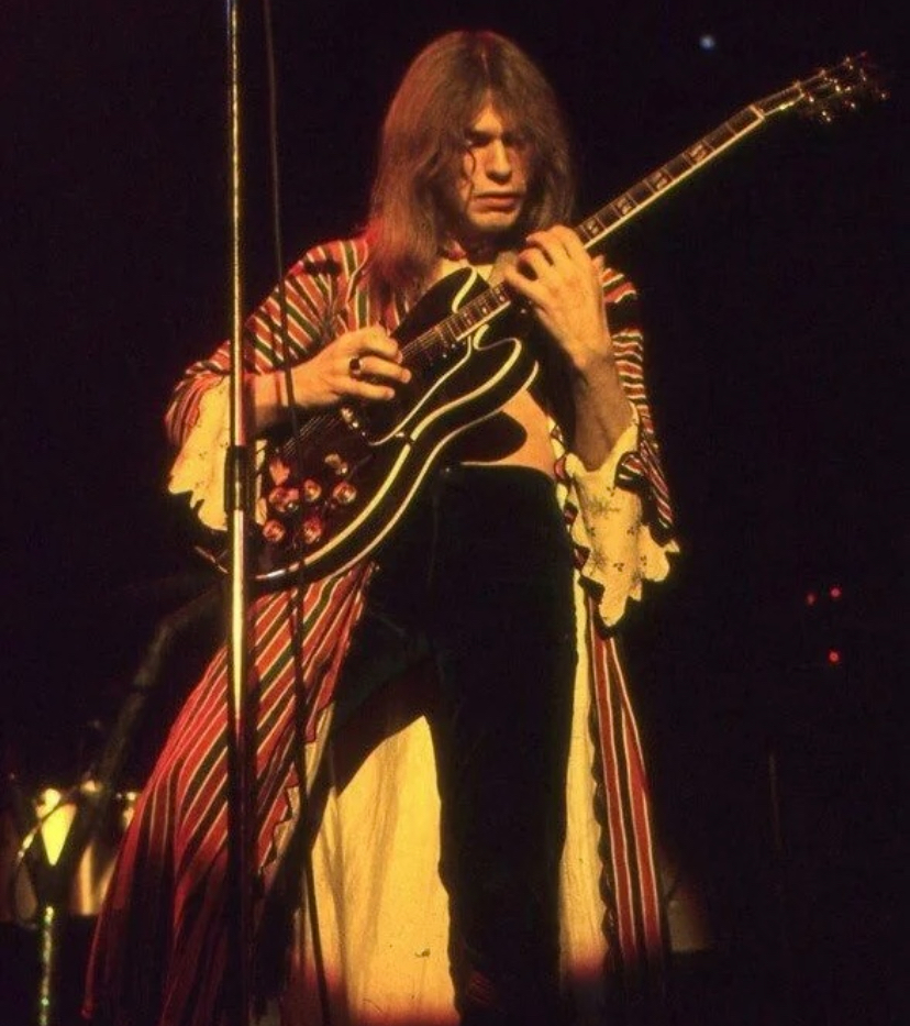 15 Affirmative Photos Of Yes In The 1970s