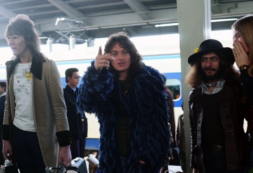 15 Affirmative Photos Of Yes In The 1970s