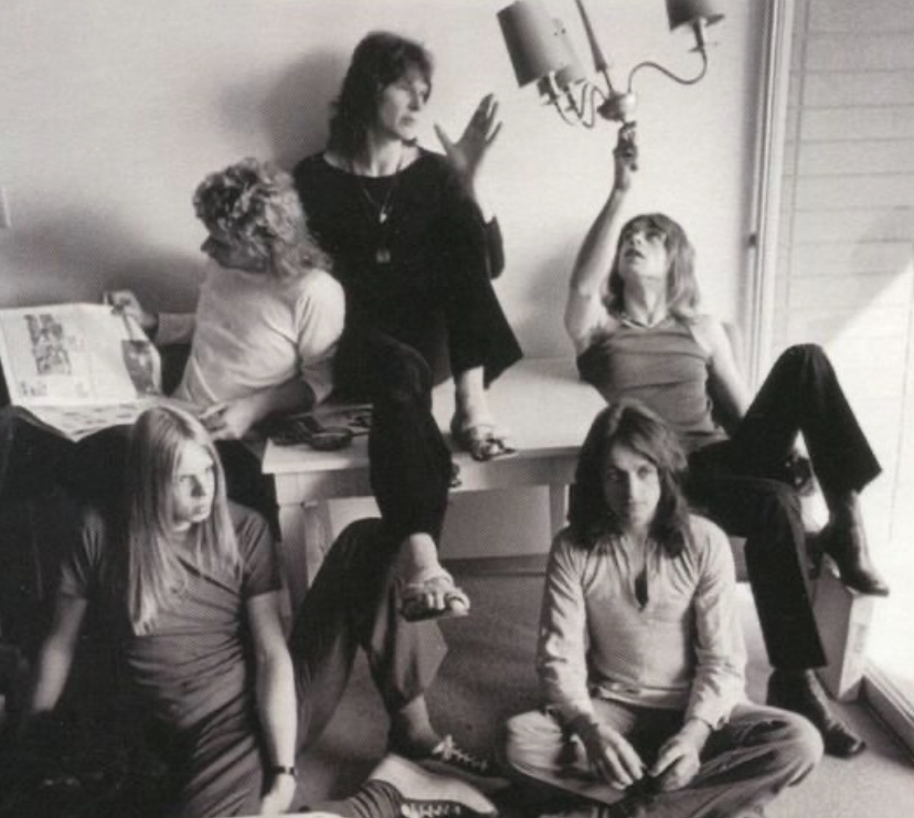 15 Affirmative Photos Of Yes In The 1970s