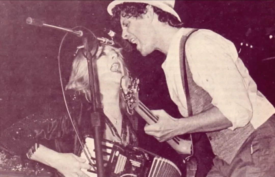 19 Photos Of Fleetwood Mac In their 1970s Heyday