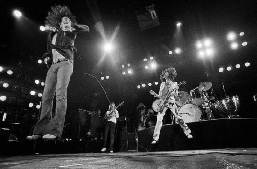 Led Zeppelin, Pontiac Silverdome (1977)
