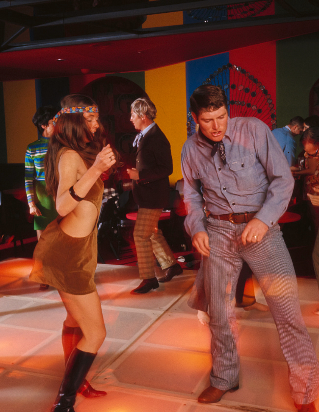16 Photos Of Disco, Denim, And The 70s Dream