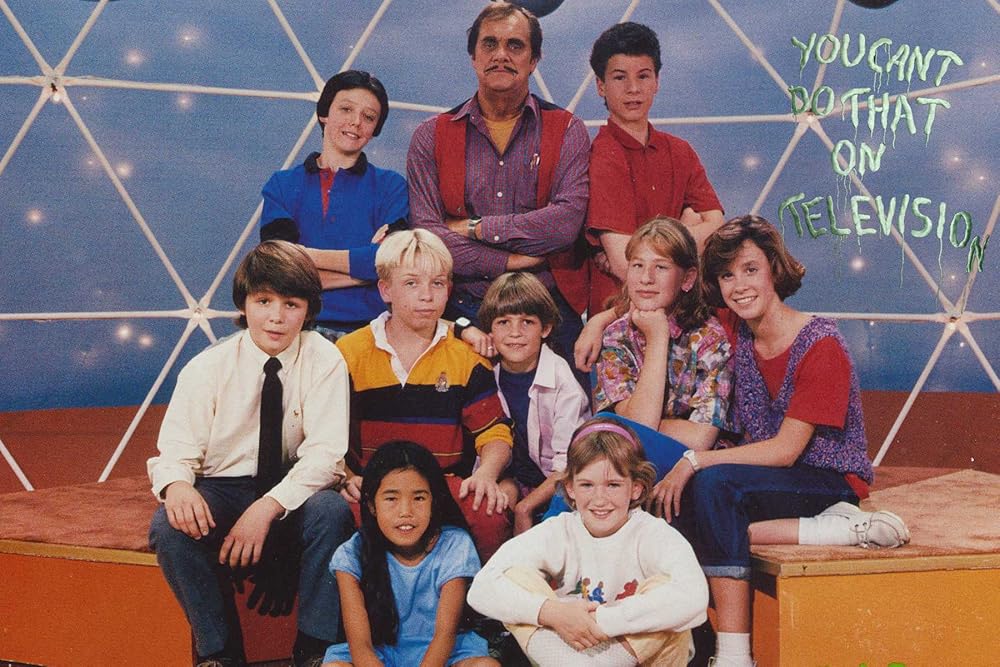 15 Photos Of Alanis Morissette At The Very Beginning