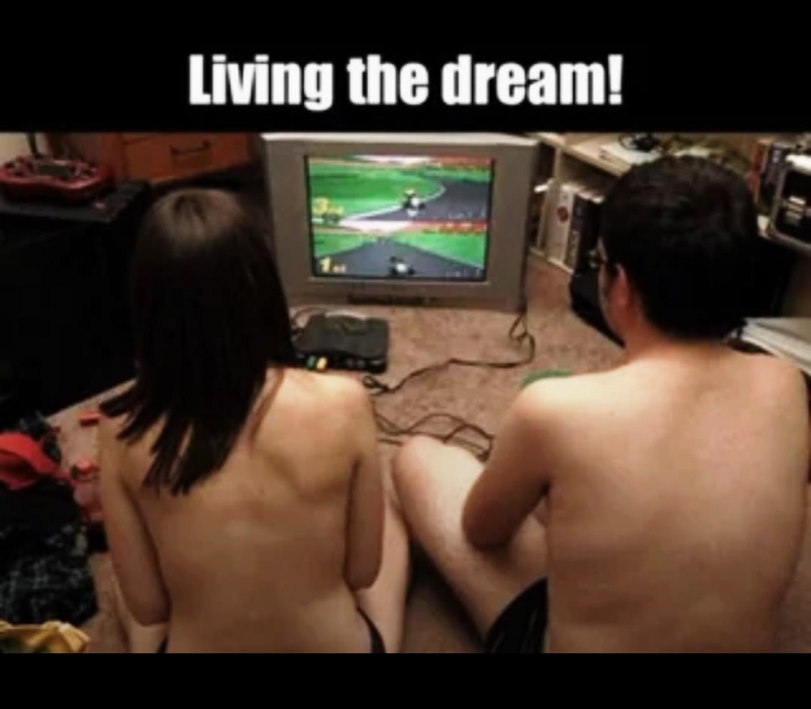 20 NSFW Memes That'll Have You Moaning and Wheezing