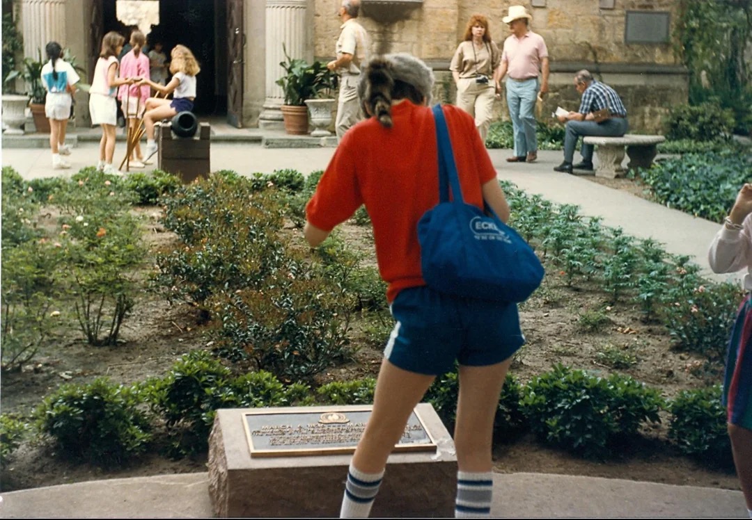 15 Pics Of Gen X In the 80s Getting Ready For The 90s