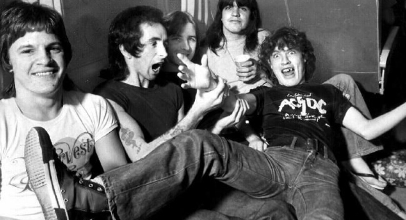 AC/DC