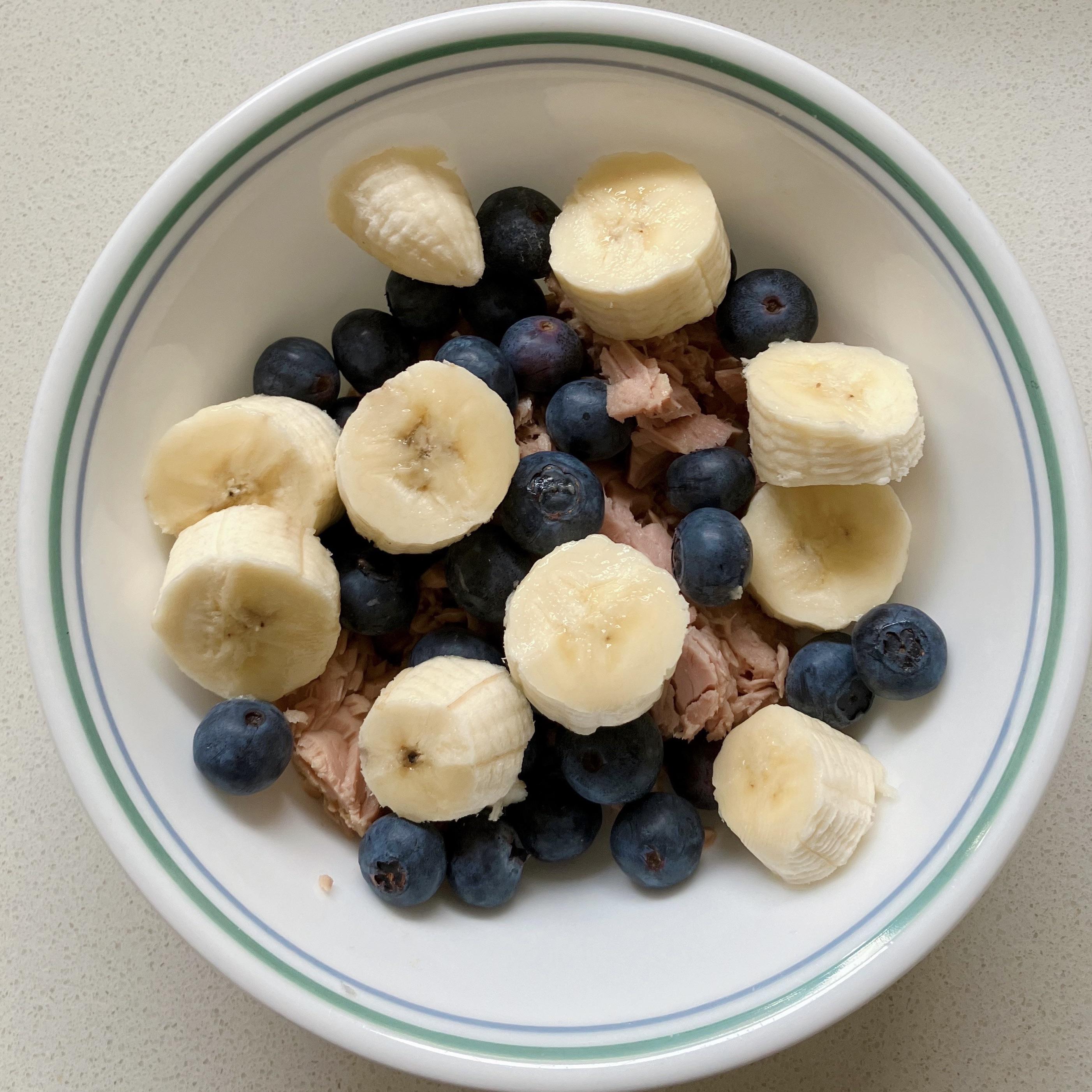 Tuna salad with banana and blueberries.