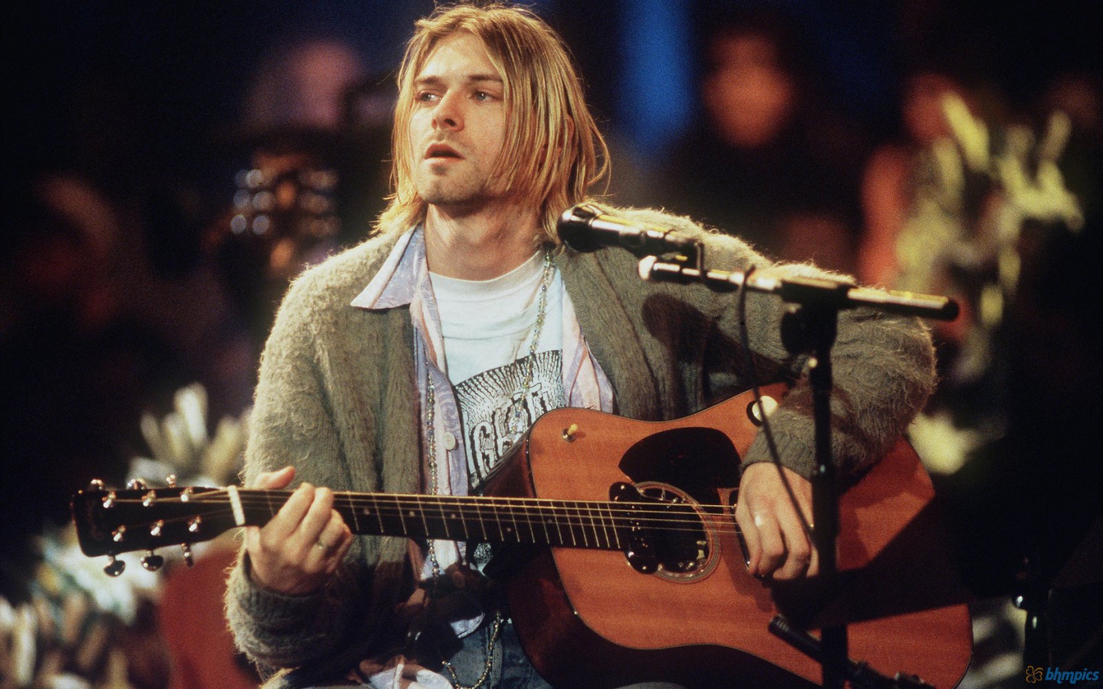 Nirvana’s MTV Unplugged performance, 1993.