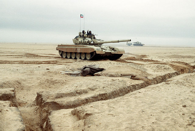 15 Photos Inside The 1990s Gulf War