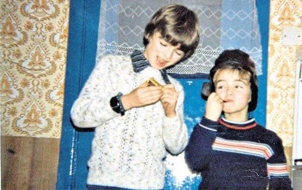 16 90s Photos Of Oasis At The Very Beginning