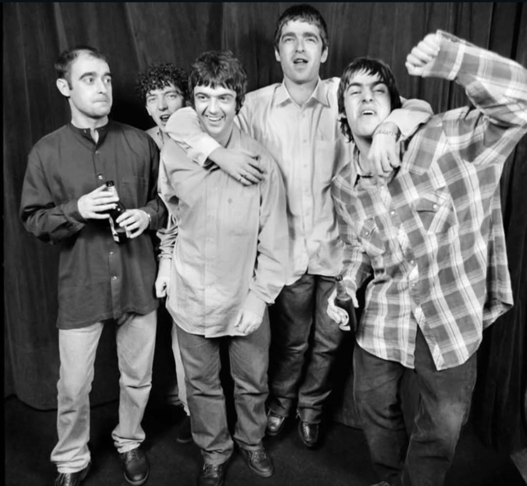 16 90s Photos Of Oasis At The Very Beginning