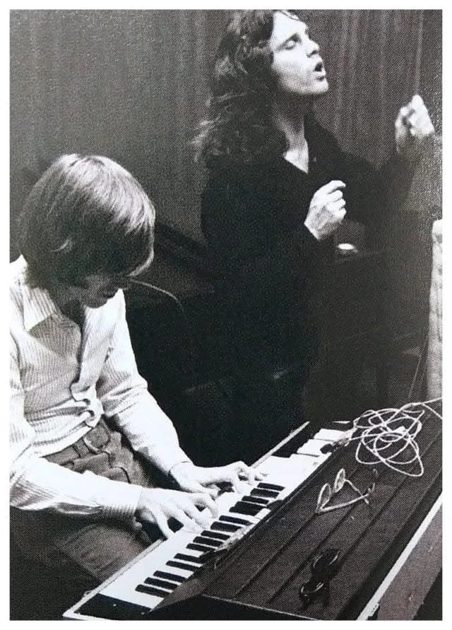 21 Pics Of The Doors Ruling The 60s & Early 70s