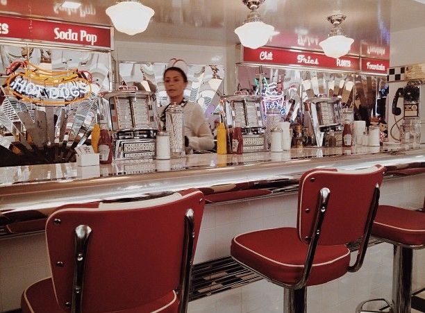Waitresses Who Didn’t Miss a Beat