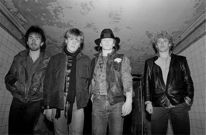 Before the world sang along