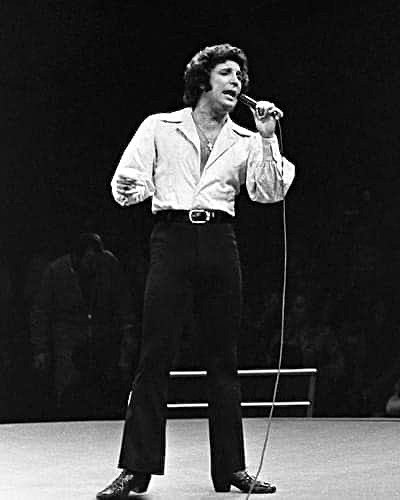 He didn’t just sing, he summoned feelings you weren’t ready to unpack.