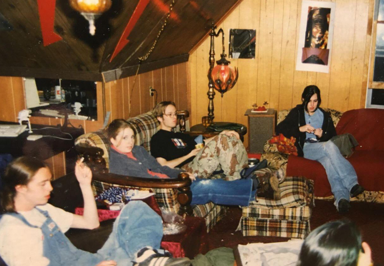 Basement Hangouts: 90s Teen Edition