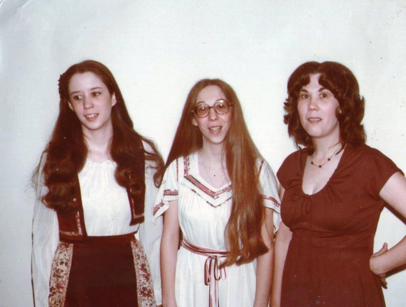 The sisterhood of the boho looks.