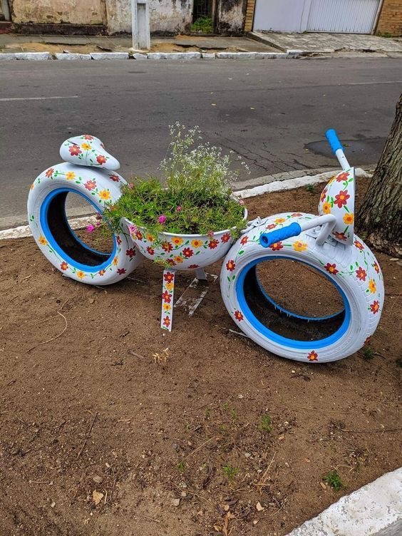 DIY Bike, But Make It Junkyard Couture
