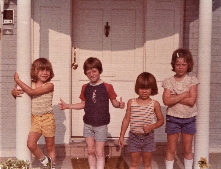 Front Yard Drama: Someone’s Not Happy