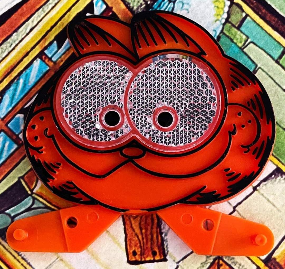 Garfield bike reflector